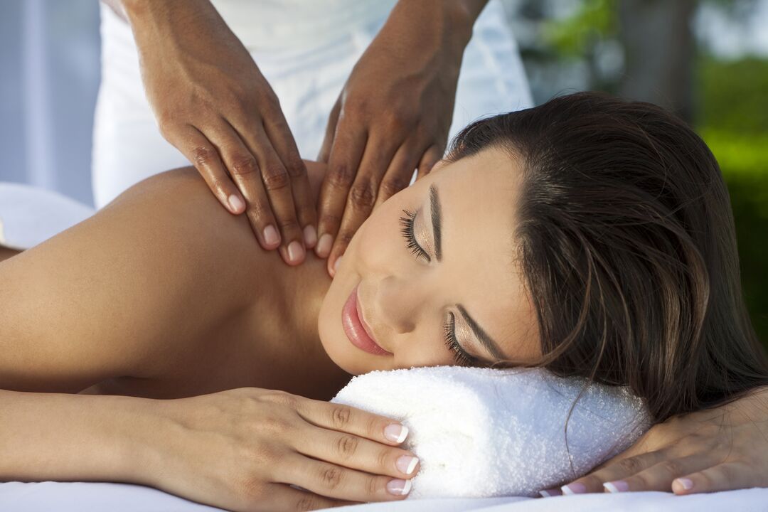 Massaaž emakakaela lülisamba osteokondroosi tõhusaks raviks